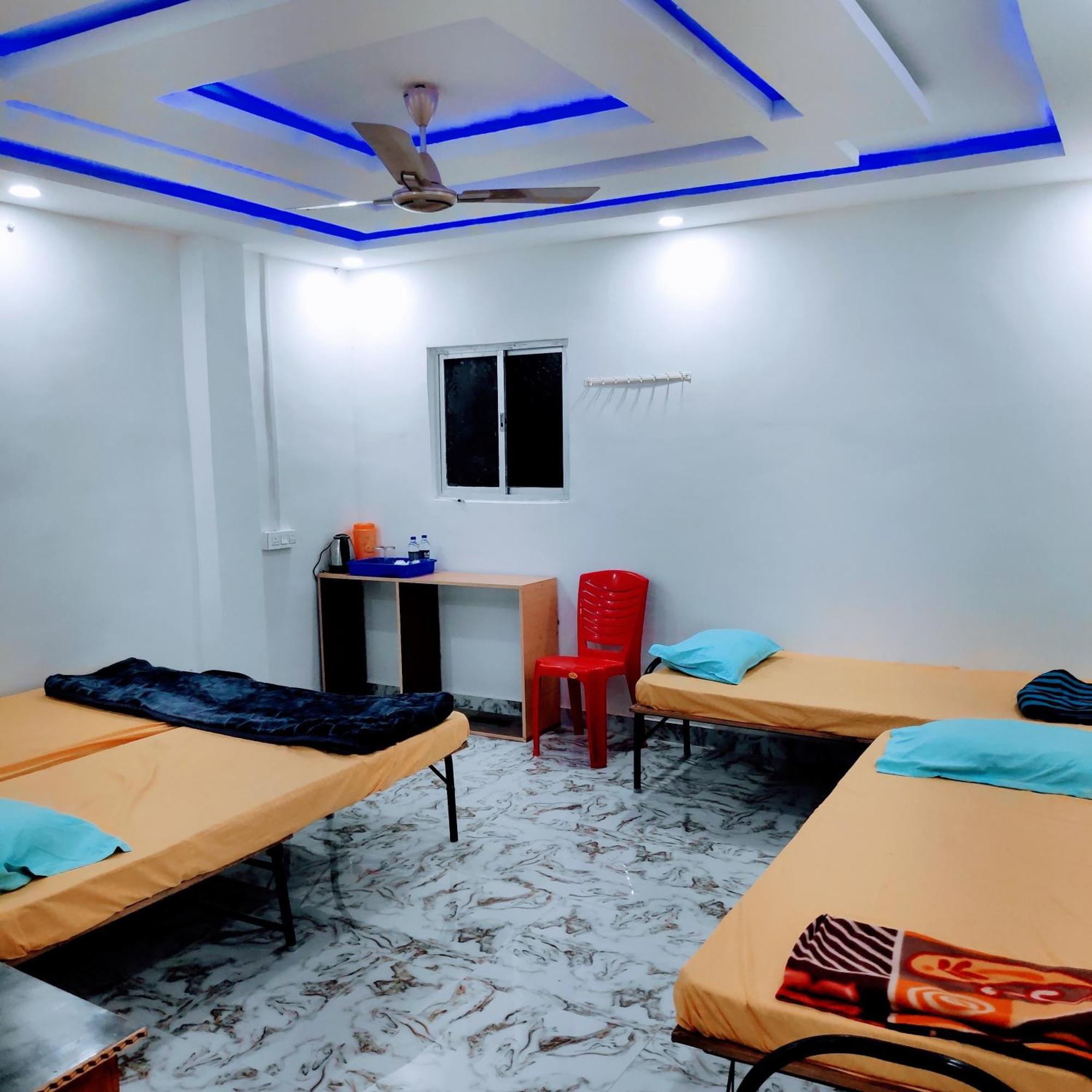 Shree Ram Sia Hotel An Unit Of Shree Ram Sia Trading And Residency Гая Экстерьер фото