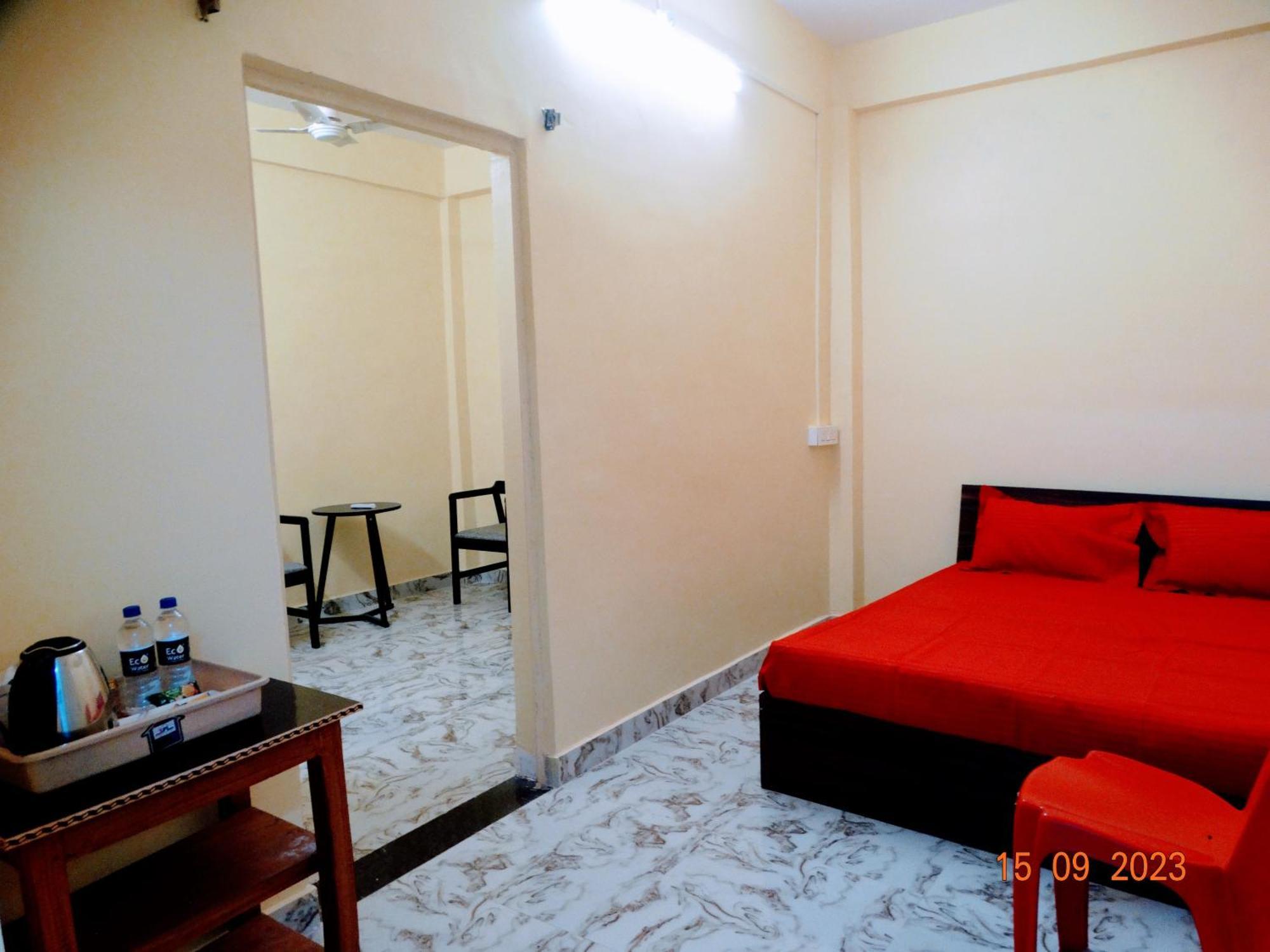 Shree Ram Sia Hotel An Unit Of Shree Ram Sia Trading And Residency Гая Экстерьер фото